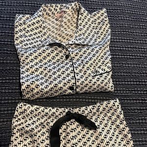 Victoria Secret silk pajama set - deer print - medium